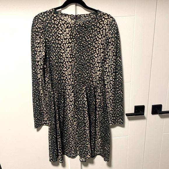 ⚫️ Zara ⚫️ drop waist dress with shoulder pad - size m - Picture 1 of 5